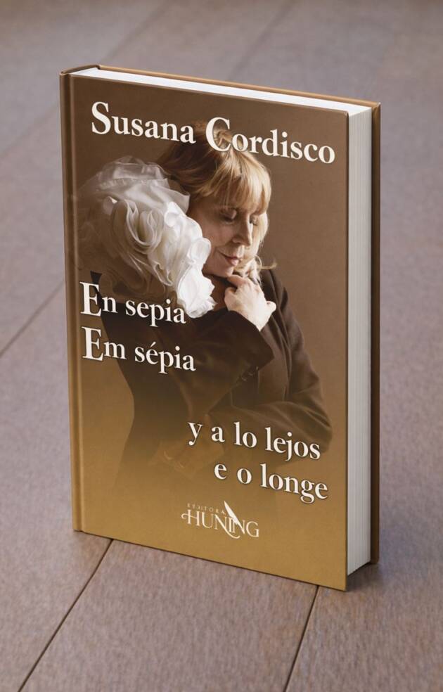 En sépia / Em sépia / Y a lo lejos / E o longe